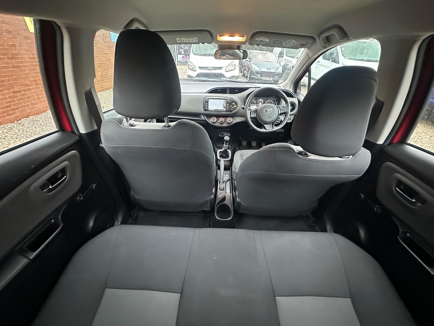 Used Toyota Yaris 2019 for sale - 77074115: Photo 11