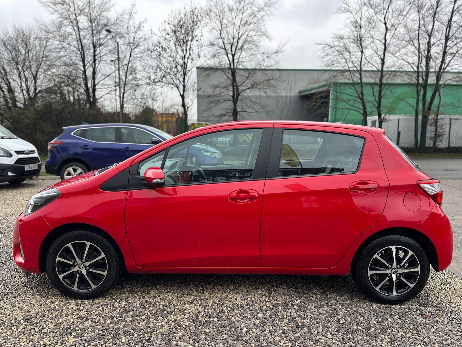 Used Toyota Yaris 2019 for sale - 77074115: Photo 18