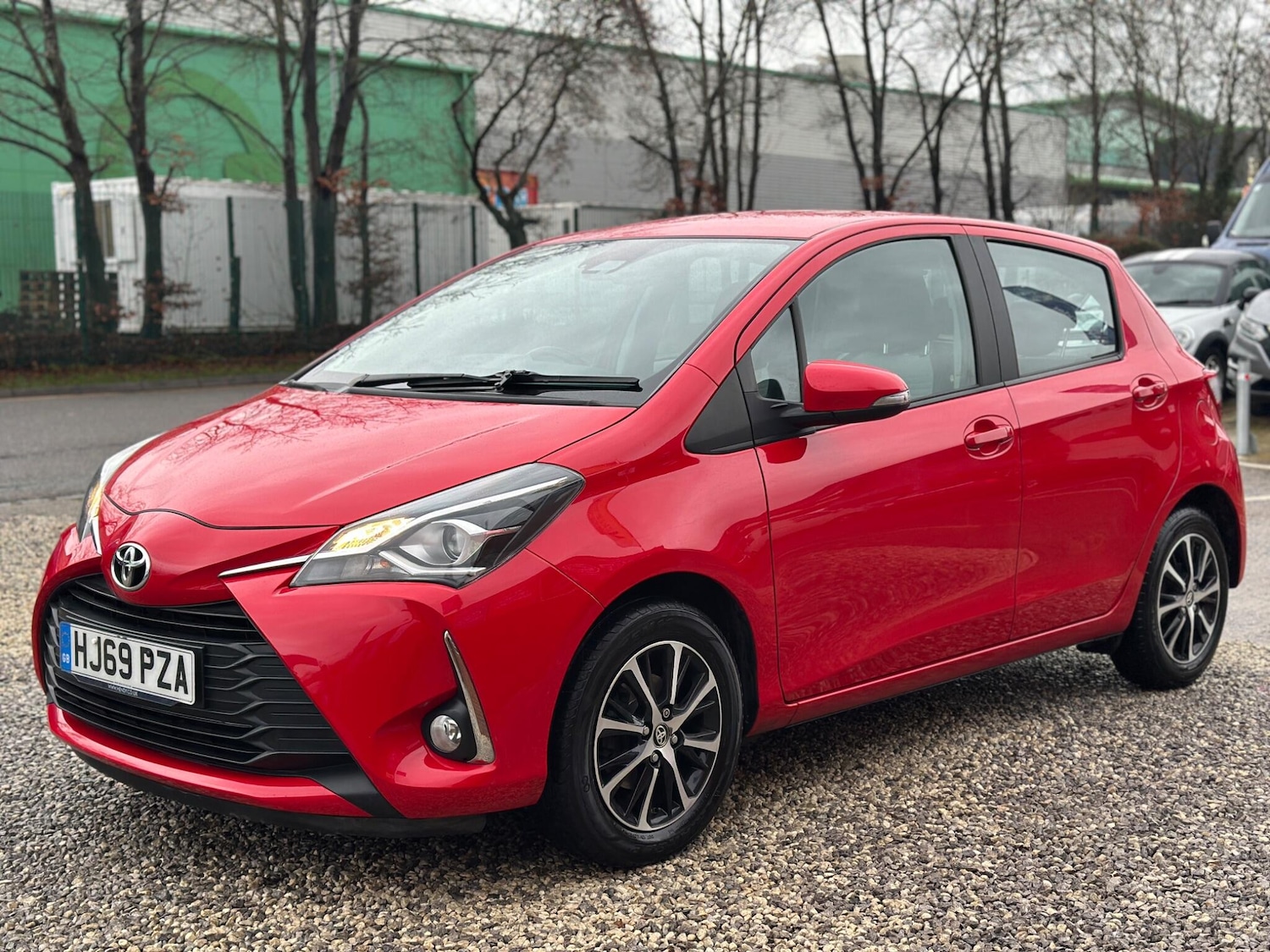 Used Toyota Yaris 2019 for sale - 77074115: Photo 3