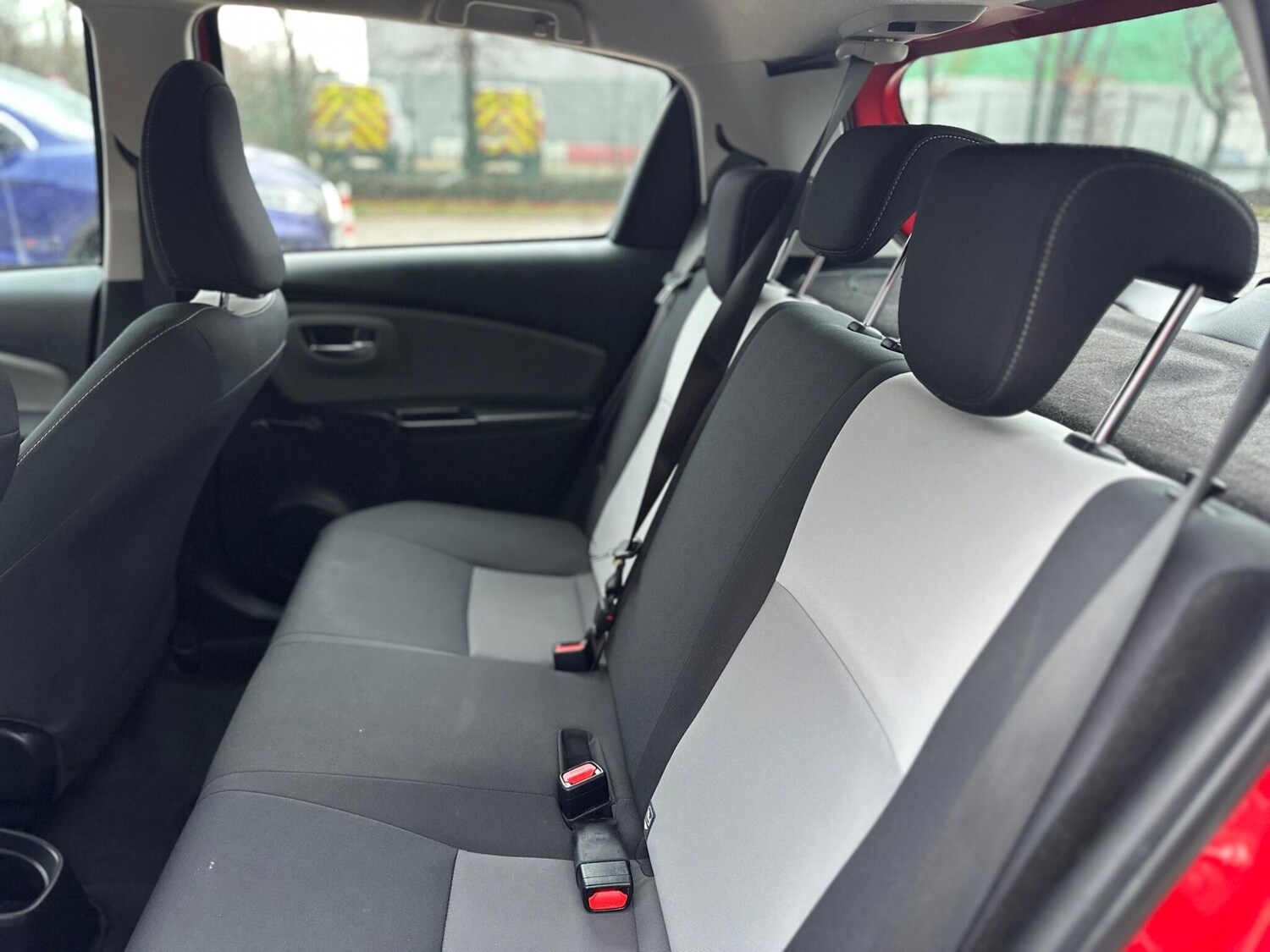 Used Toyota Yaris 2019 for sale - 77074115: Photo 44