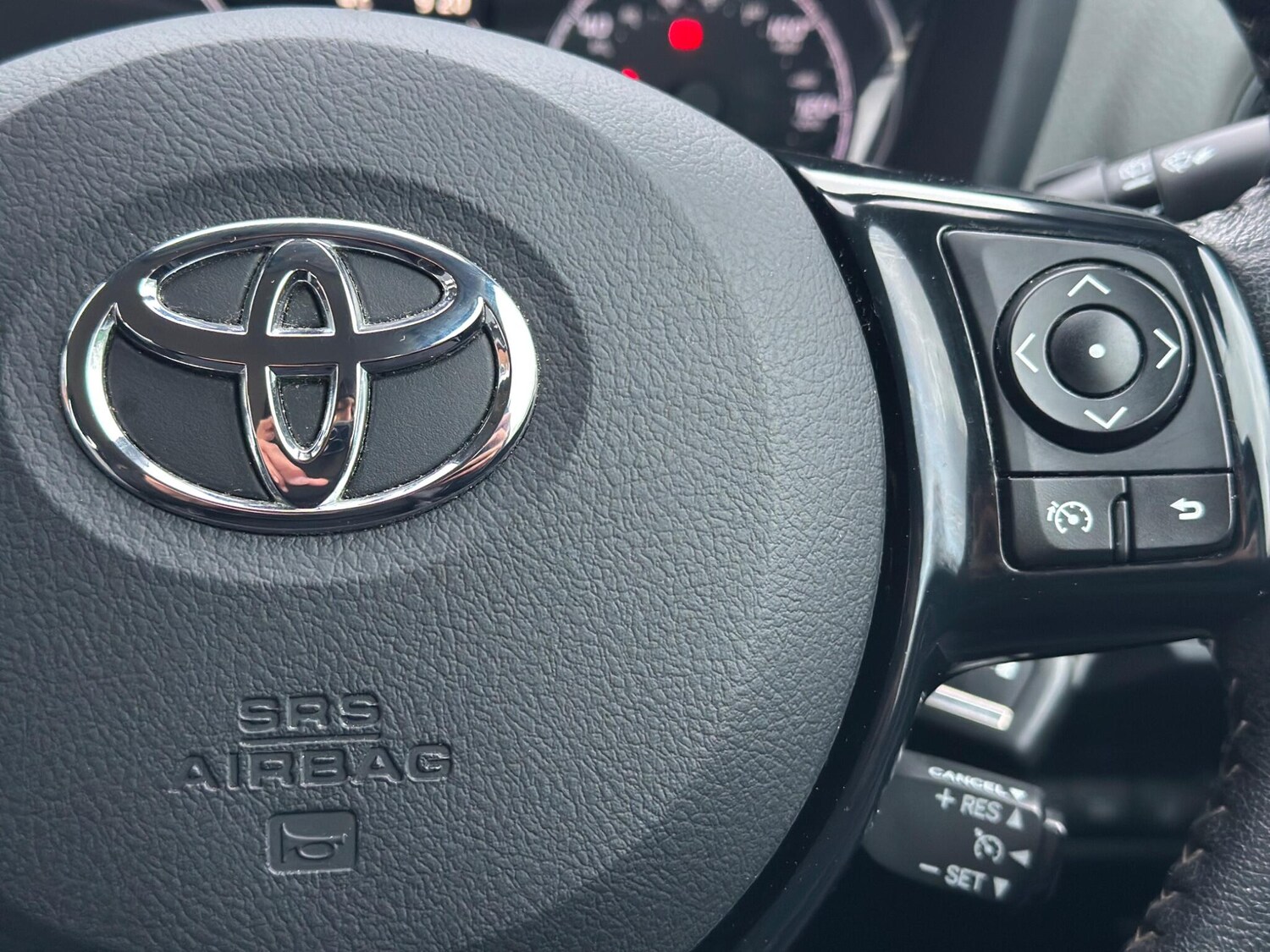 Used Toyota Yaris 2019 for sale - 77074115: Photo 47