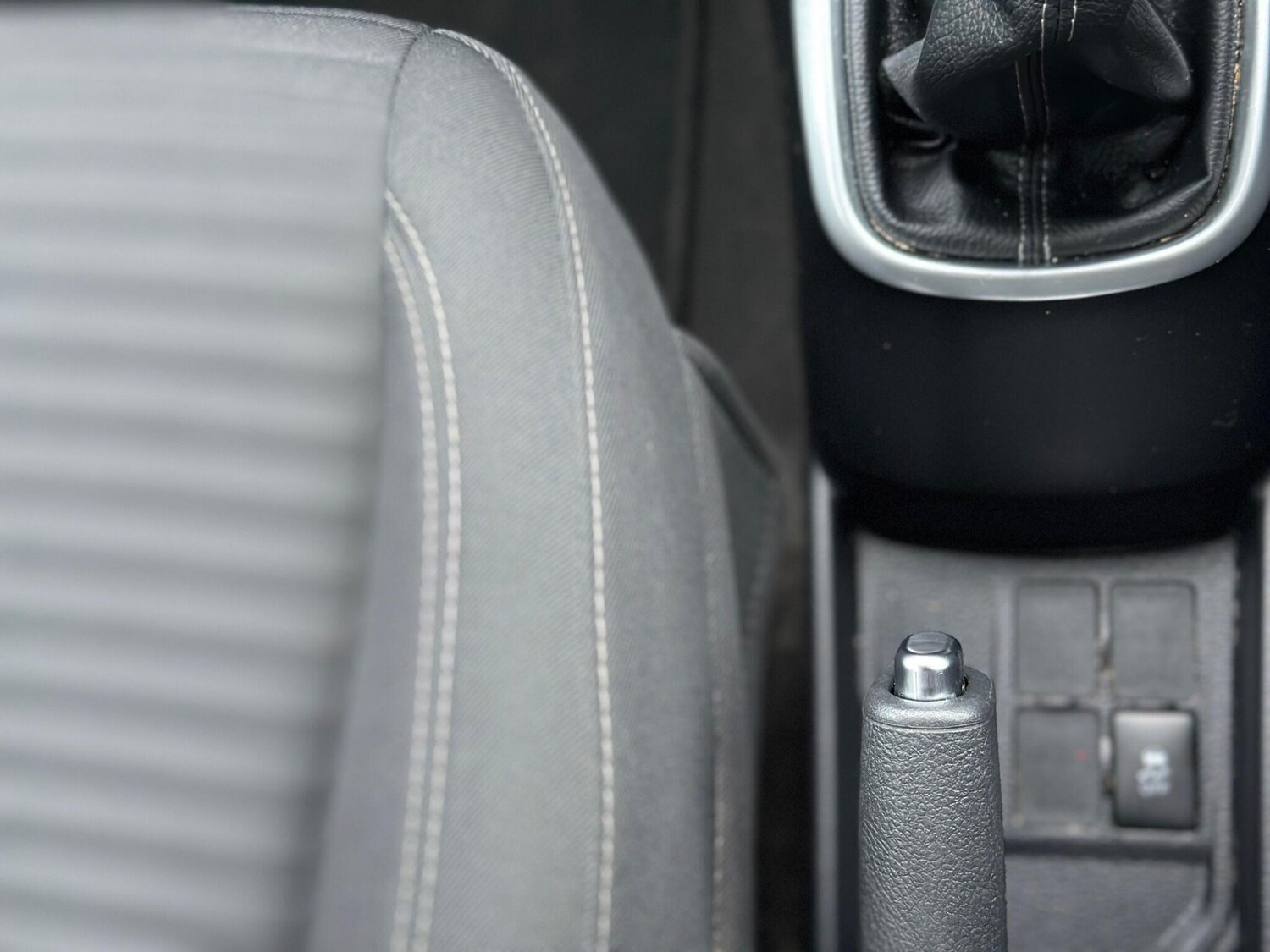 Used Toyota Yaris 2019 for sale - 77074115: Photo 54