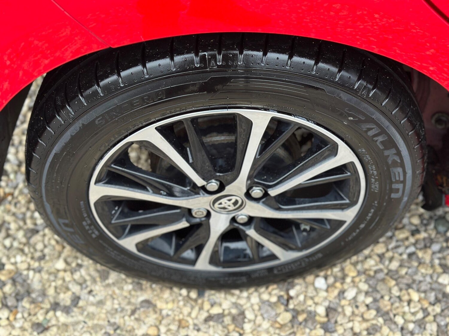 Used Toyota Yaris 2019 for sale - 77074115: Photo 60