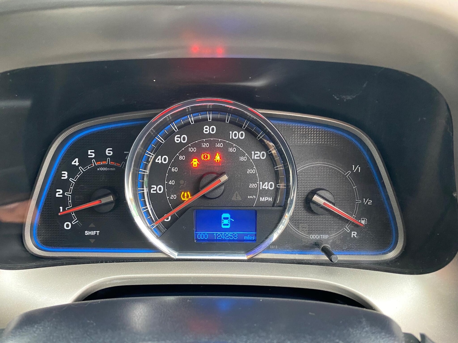 Used Toyota RAV4 2013 for sale - 76866247: Photo 10