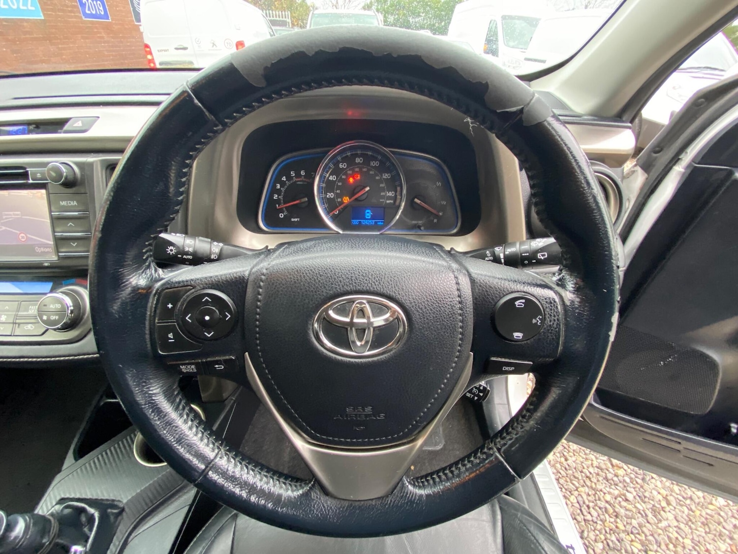 Used Toyota RAV4 2013 for sale - 76866247: Photo 44