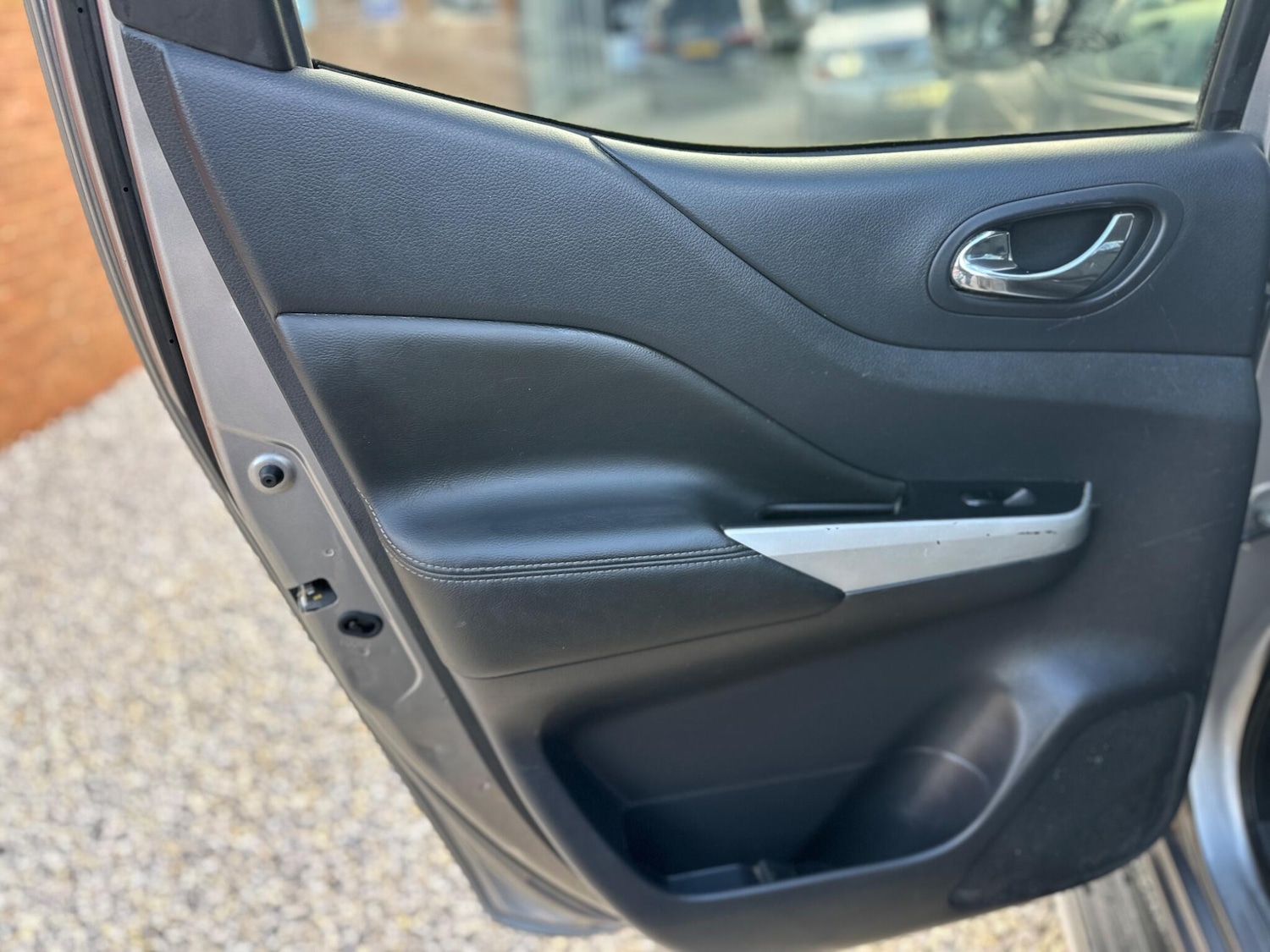 Used Nissan Navara 2017 for sale - 77441031: Photo 37