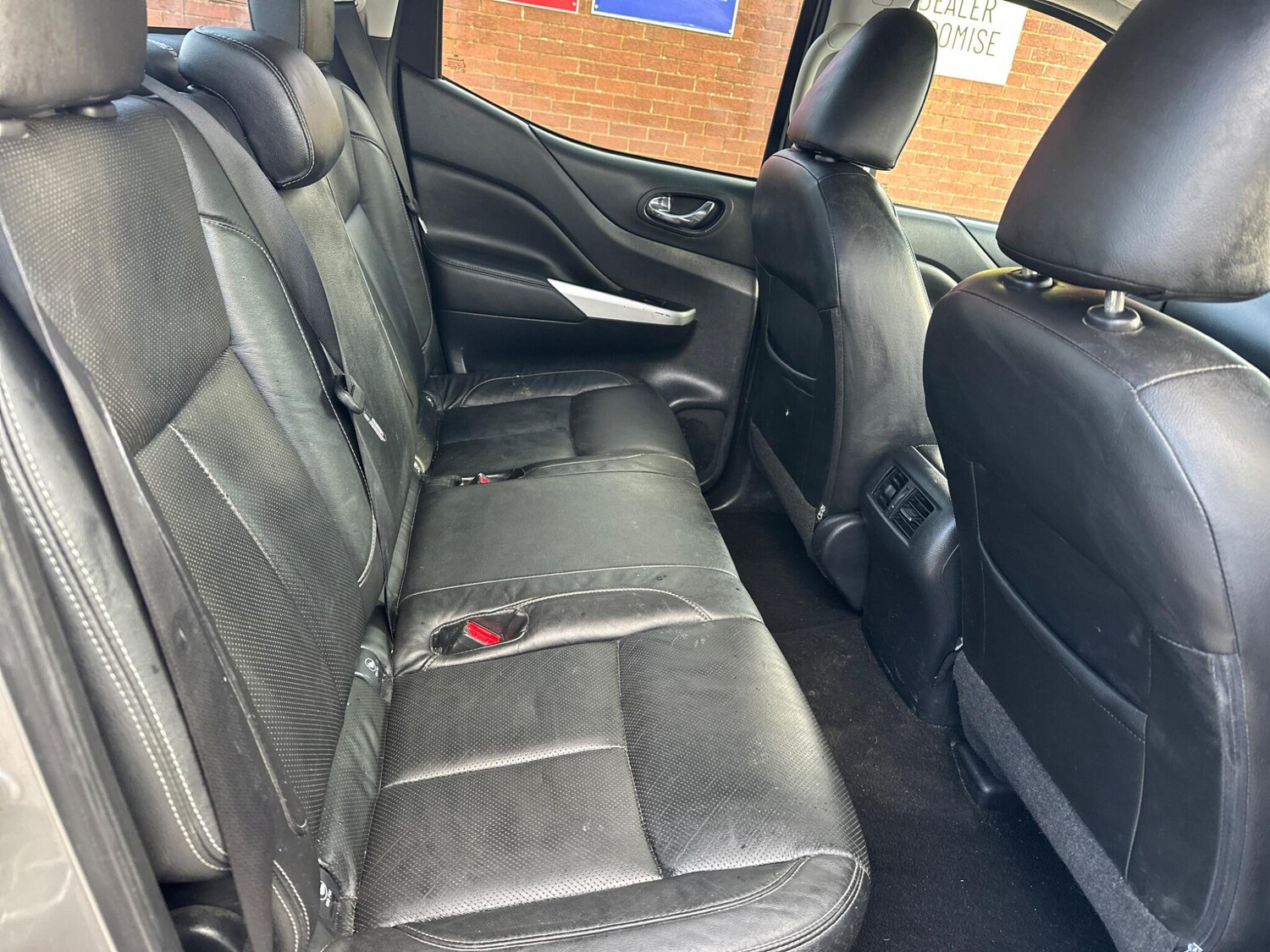 Used Nissan Navara 2017 for sale - 77441031: Photo 6