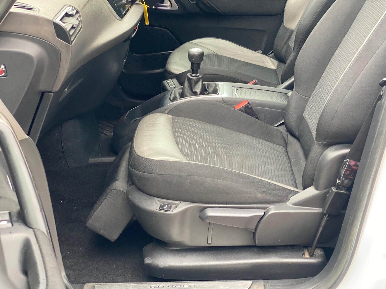 Used Citroen C4 Grand Picasso 2014 for sale - 76899675: Photo 64