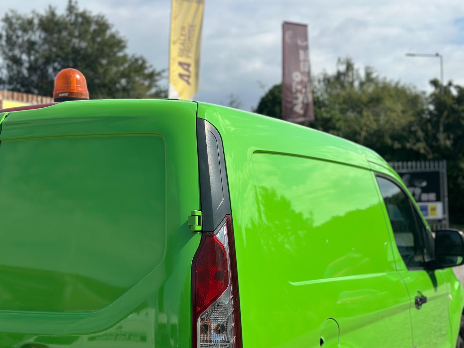 Used Ford Transit Connect 2018 for sale - 76992731: Photo 18