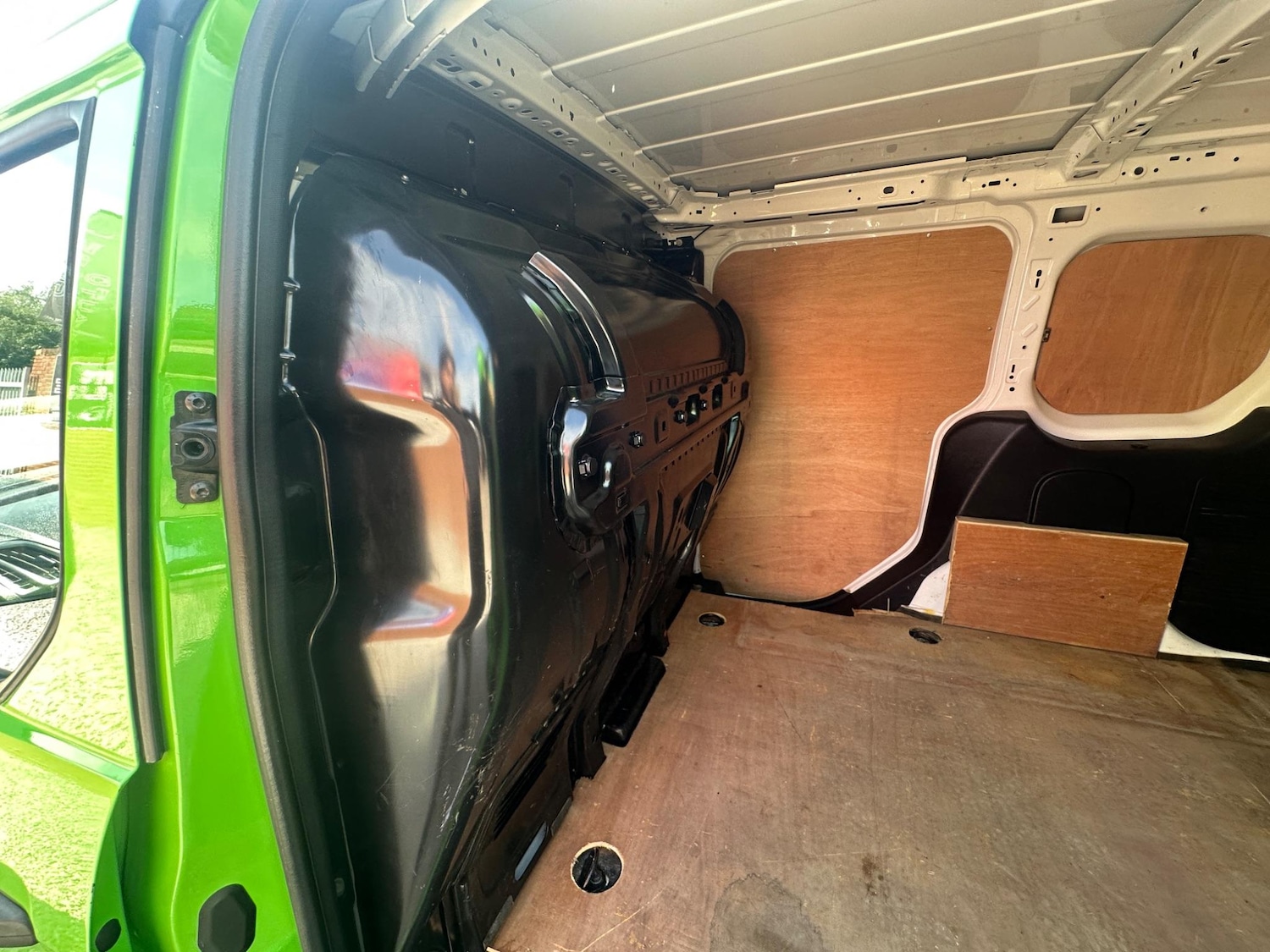 Used Ford Transit Connect 2018 for sale - 76992731: Photo 9