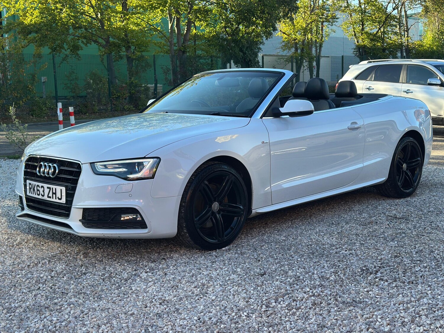 Used Audi A5 Cabriolet 2013 for sale - 76071933: Photo 3