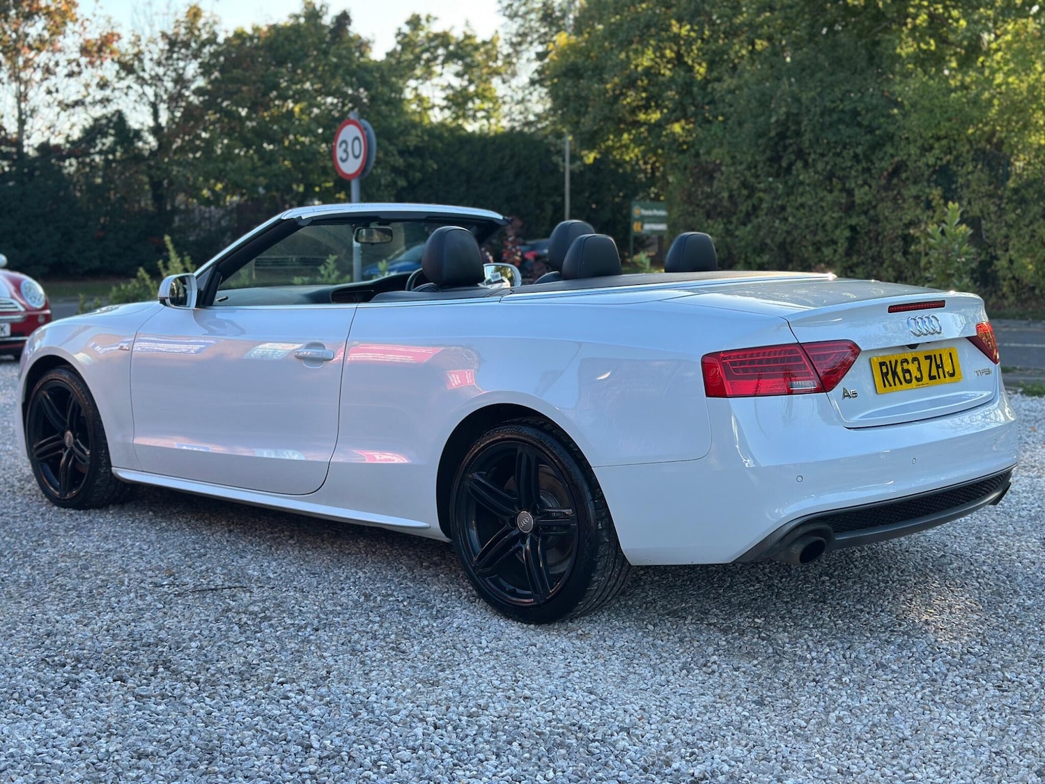 Used Audi A5 Cabriolet 2013 for sale - 76071933: Photo 4