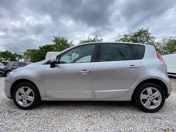 Used Renault Scenic 2011 for sale - 78504038: Photo
