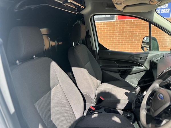Used Ford Transit Connect 2018 for sale - 73329399: Photo 30
