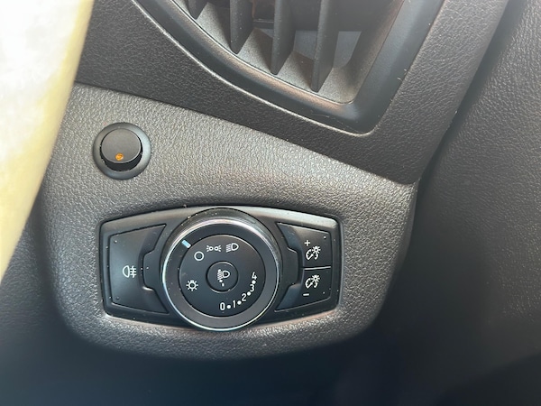Used Ford Transit Connect 2018 for sale - 73329399: Photo 42