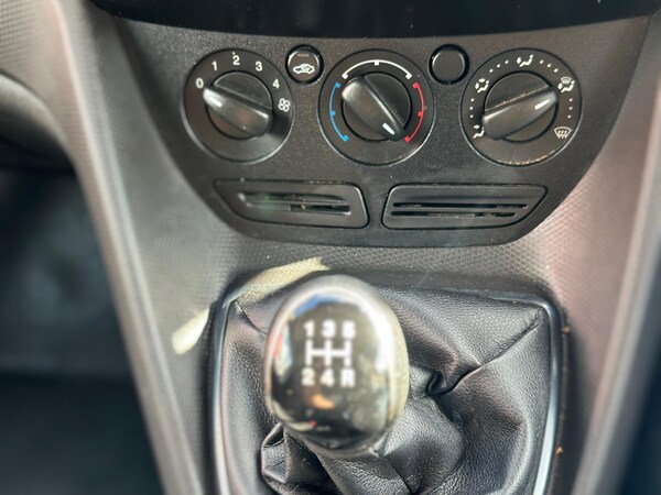 Used Ford Transit Connect 2018 for sale - 73329399: Photo 46