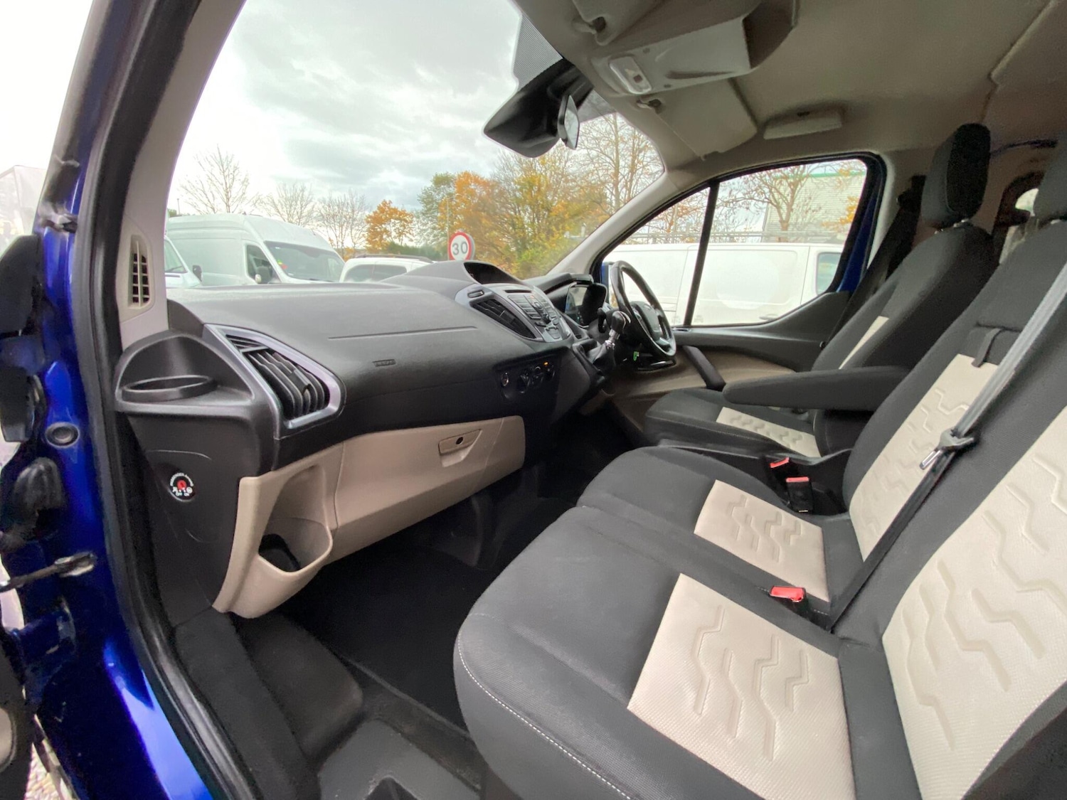 Used Ford Tourneo Custom 2017 for sale - 76484956: Photo 16