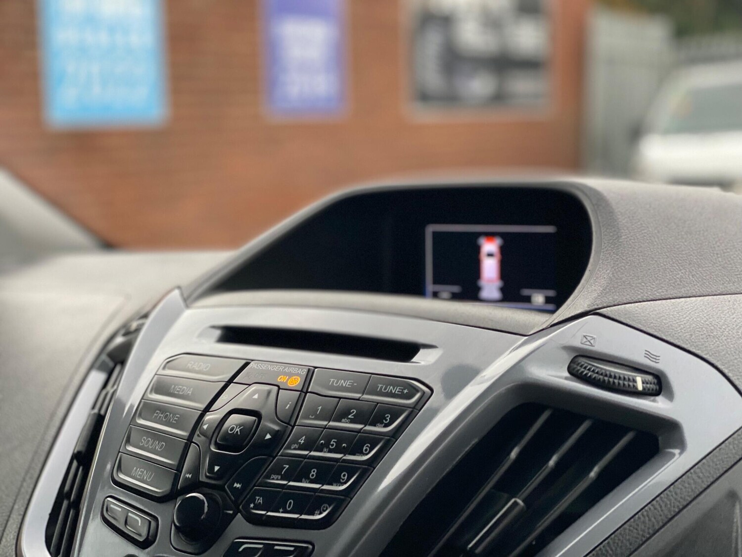 Used Ford Tourneo Custom 2017 for sale - 76484956: Photo 18