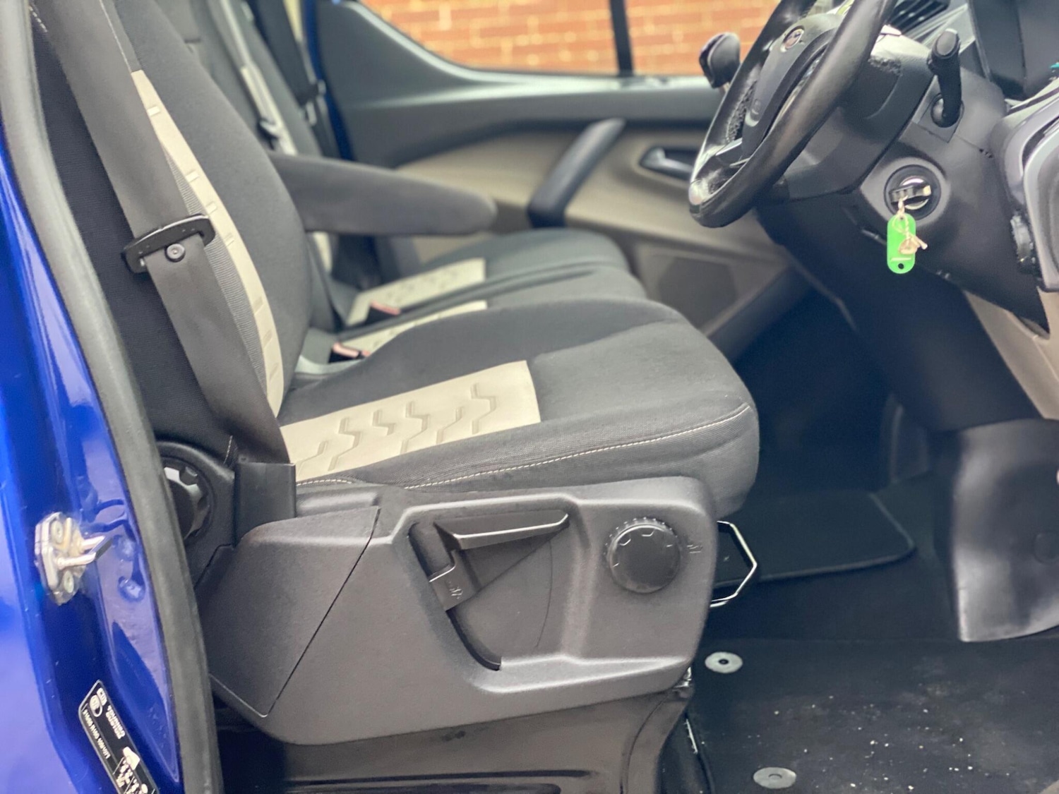 Used Ford Tourneo Custom 2017 for sale - 76484956: Photo 44