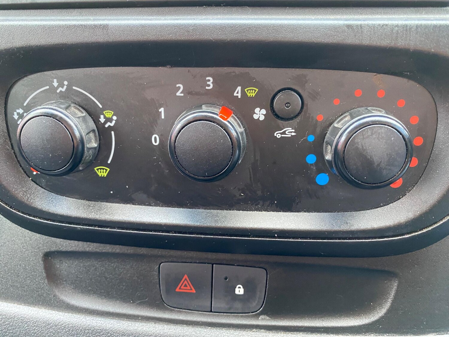 Used Vauxhall Vivaro 2019 for sale - 76632627: Photo 22