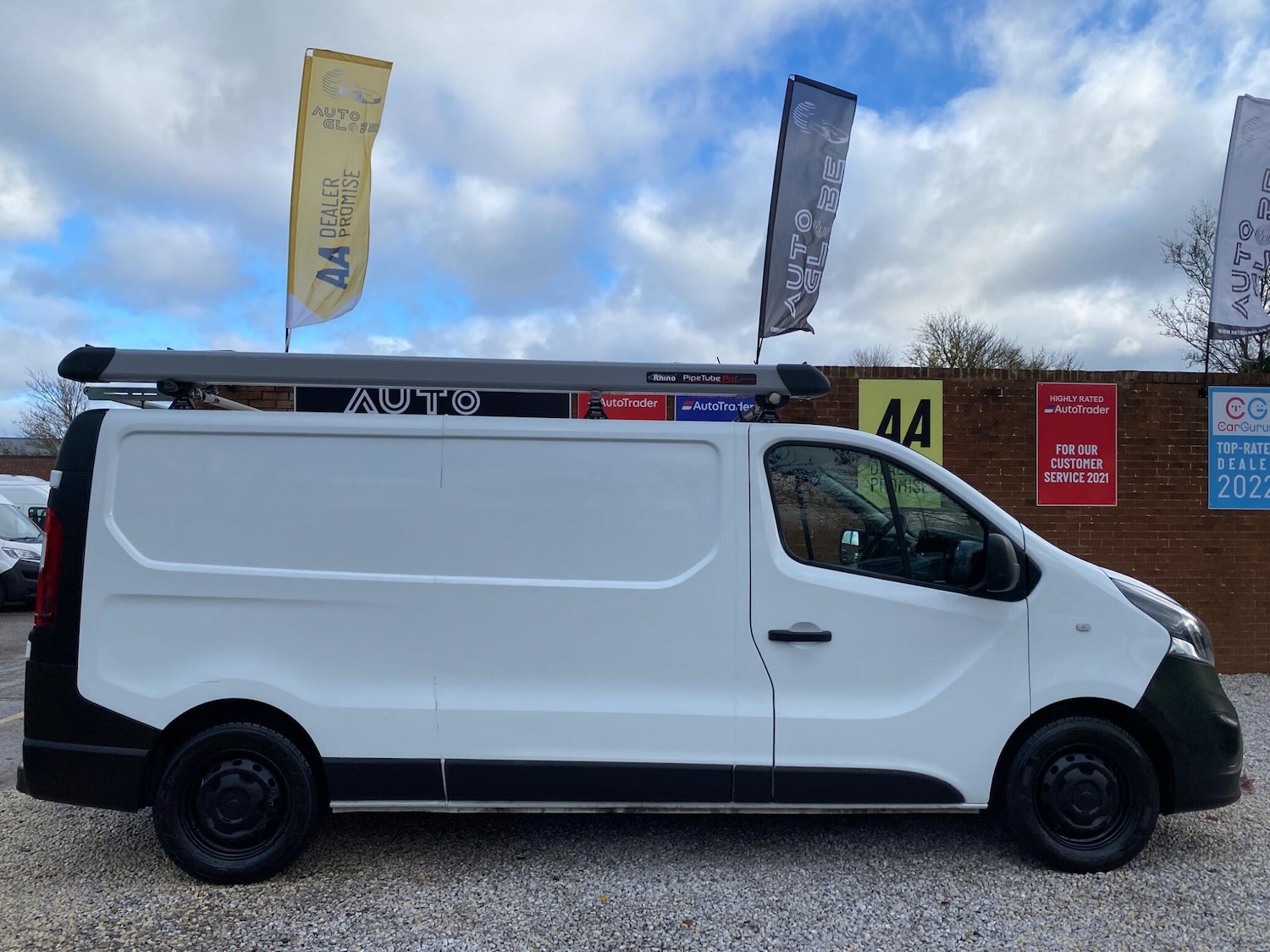 Used Vauxhall Vivaro 2019 for sale - 76632627: Photo 3