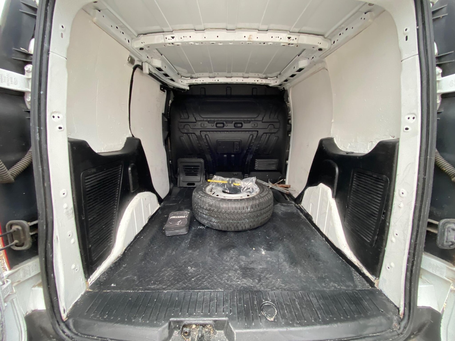 Used Ford Transit Connect 2016 for sale - 76562236: Photo 39