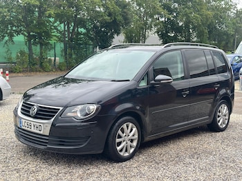 Used Volkswagen Touran 2009 for sale - 75464263: Photo