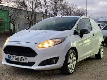 Used Ford Fiesta Van 2016 for sale - 73126515: Photo