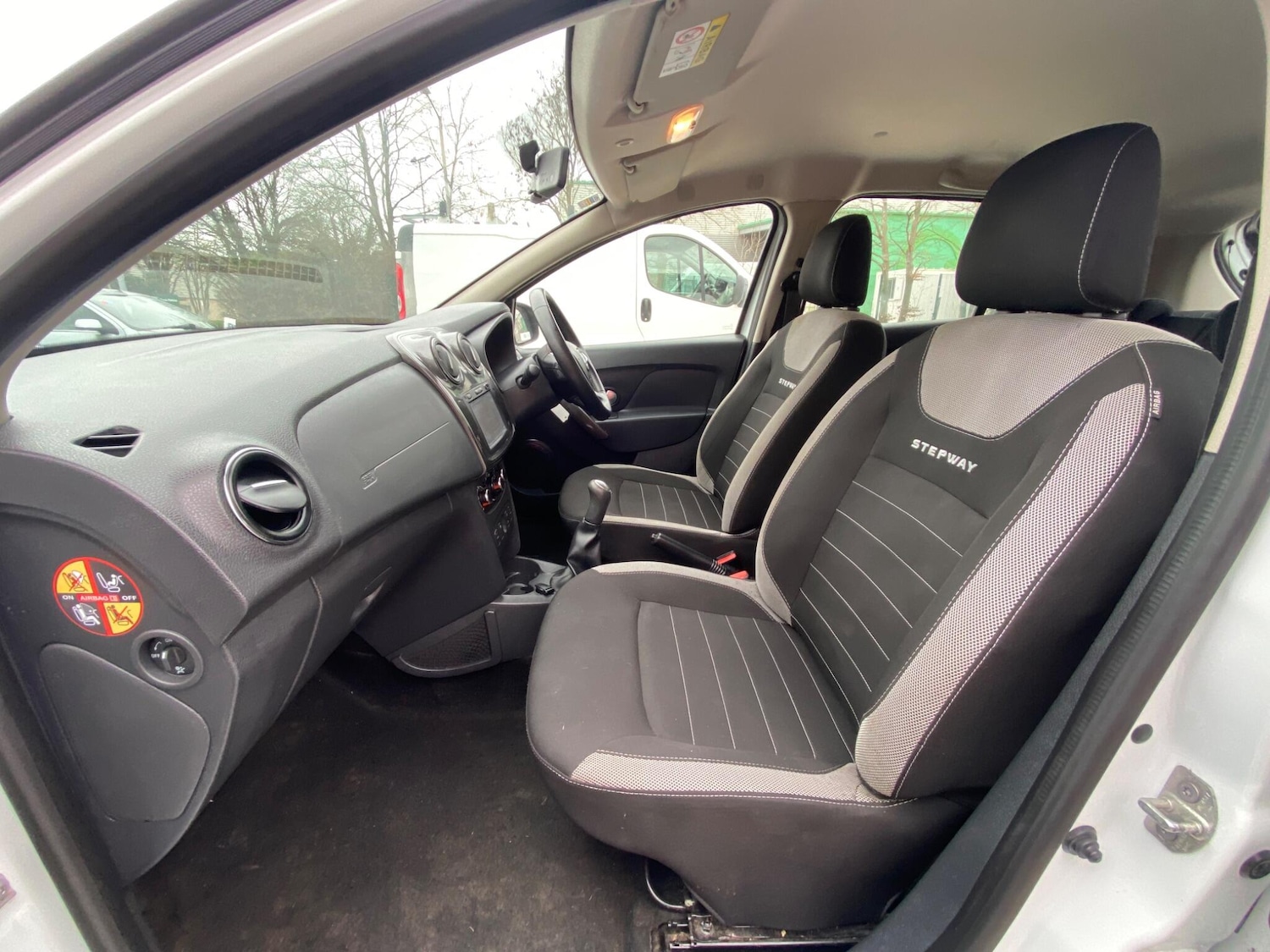 Used Dacia Sandero Stepway for sale - 77684172: Photo 27