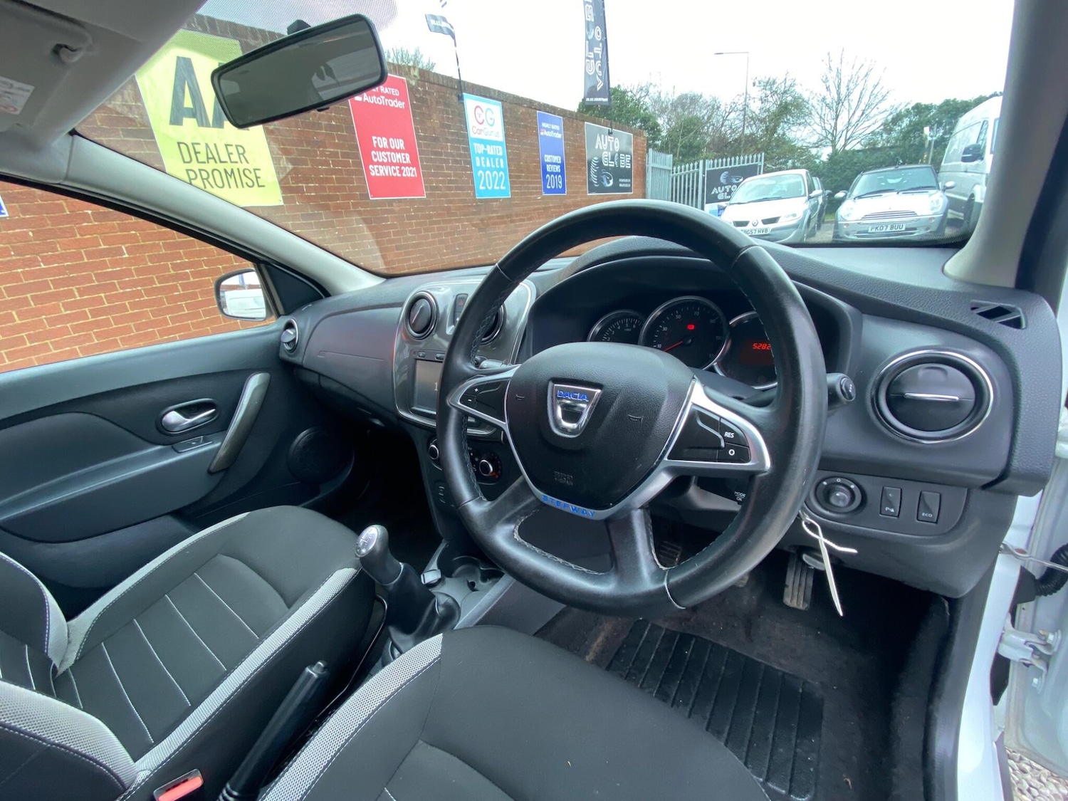 Used Dacia Sandero Stepway for sale - 77684172: Photo 8