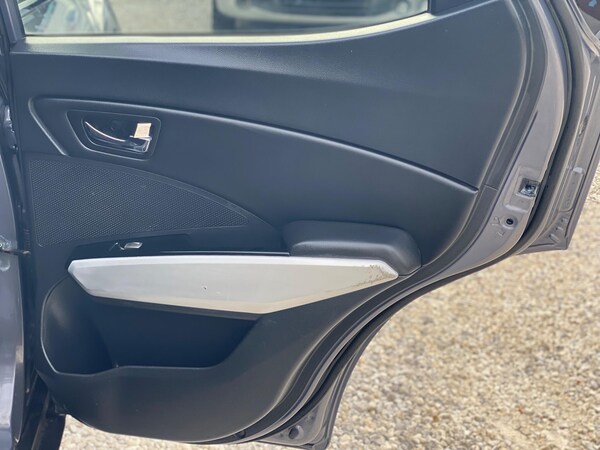 Used Ssangyong Tivoli 2015 for sale - 76071532: Photo 44