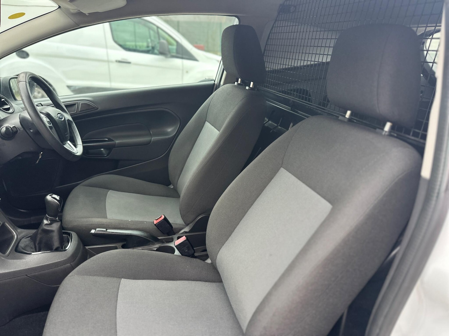 Used Ford Fiesta 2016 for sale - 77854022: Photo 37