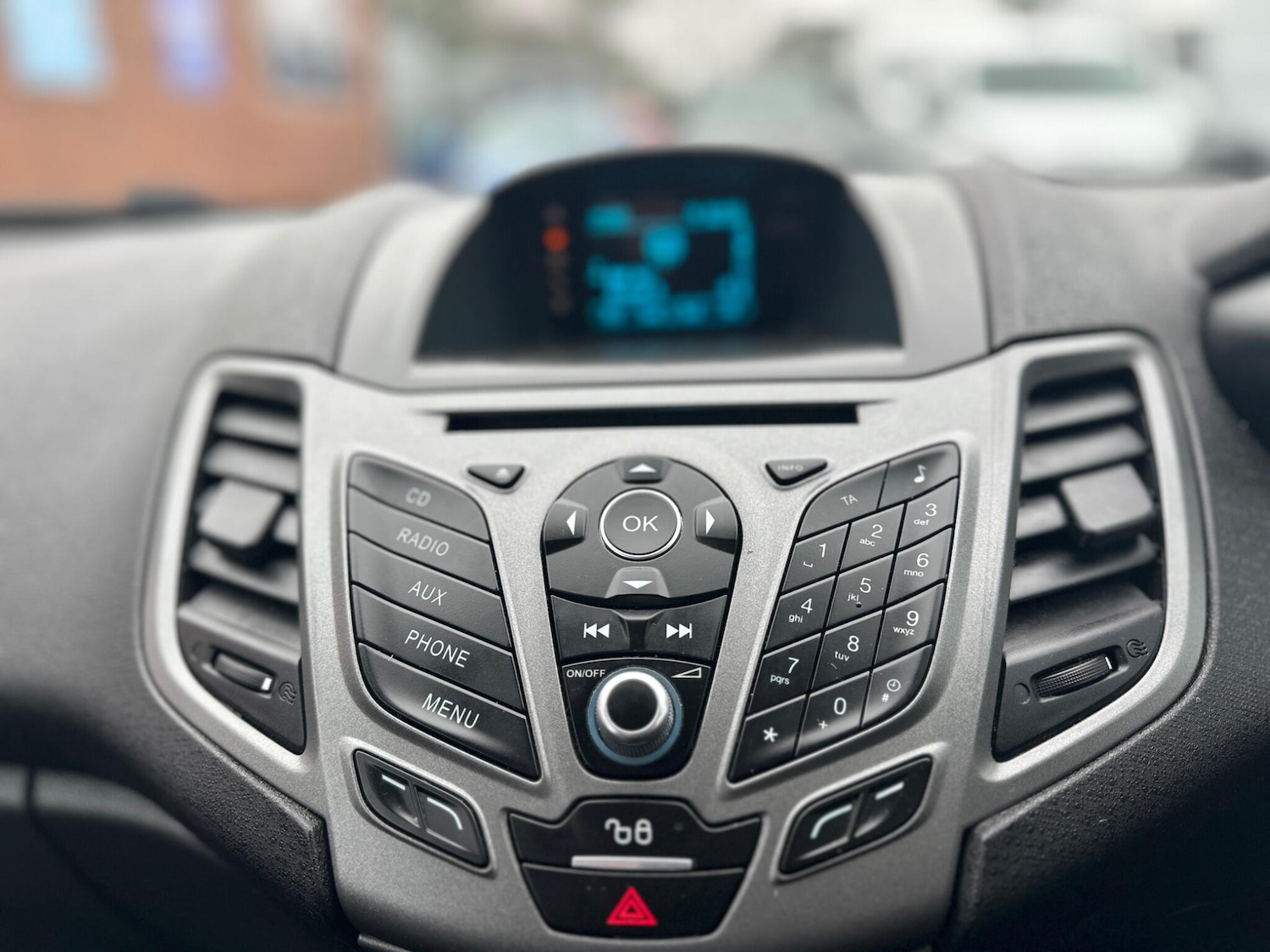 Used Ford Fiesta 2016 for sale - 77854022: Photo 40