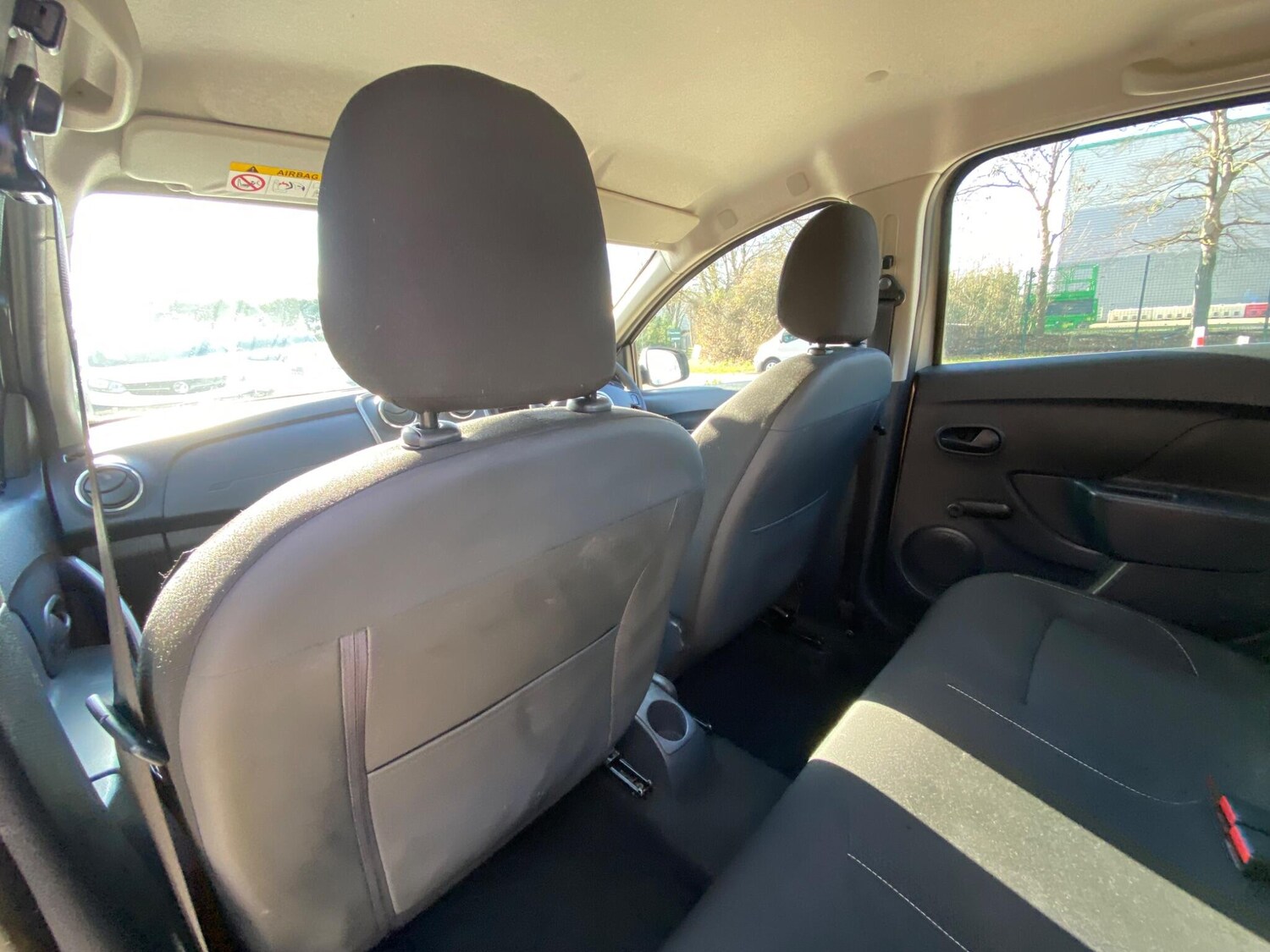 Used Dacia Sandero 2015 for sale - 77549428: Photo 18