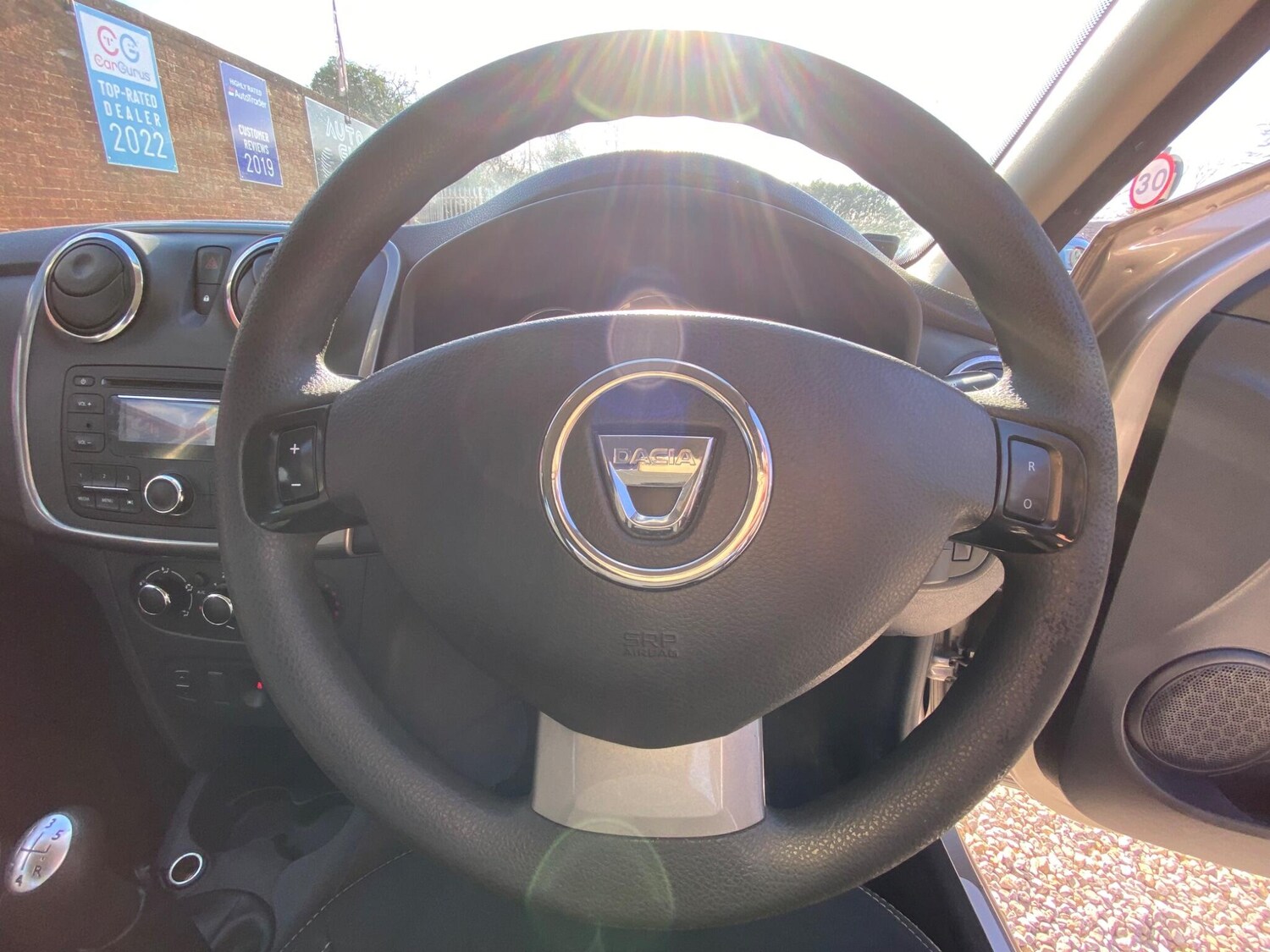 Used Dacia Sandero 2015 for sale - 77549428: Photo 36