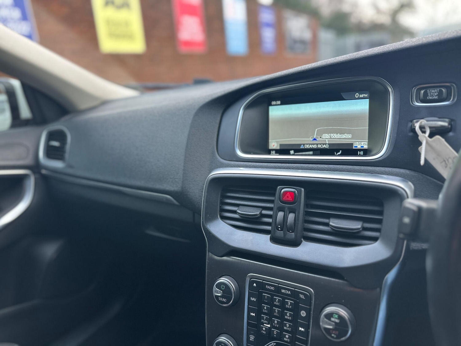 Used Volvo V40 2014 for sale - 77175645: Photo 12