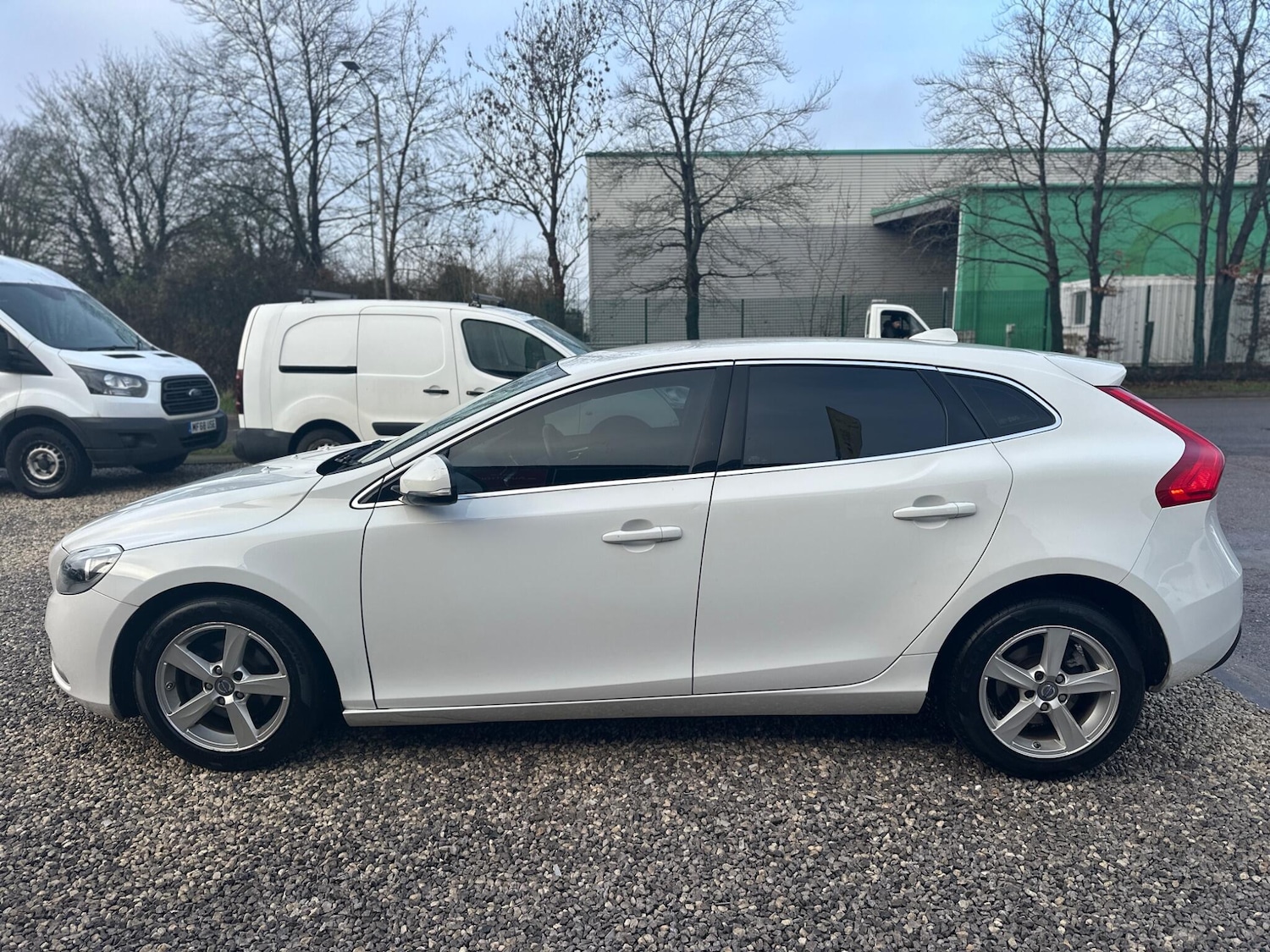 Used Volvo V40 2014 for sale - 77175645: Photo 17