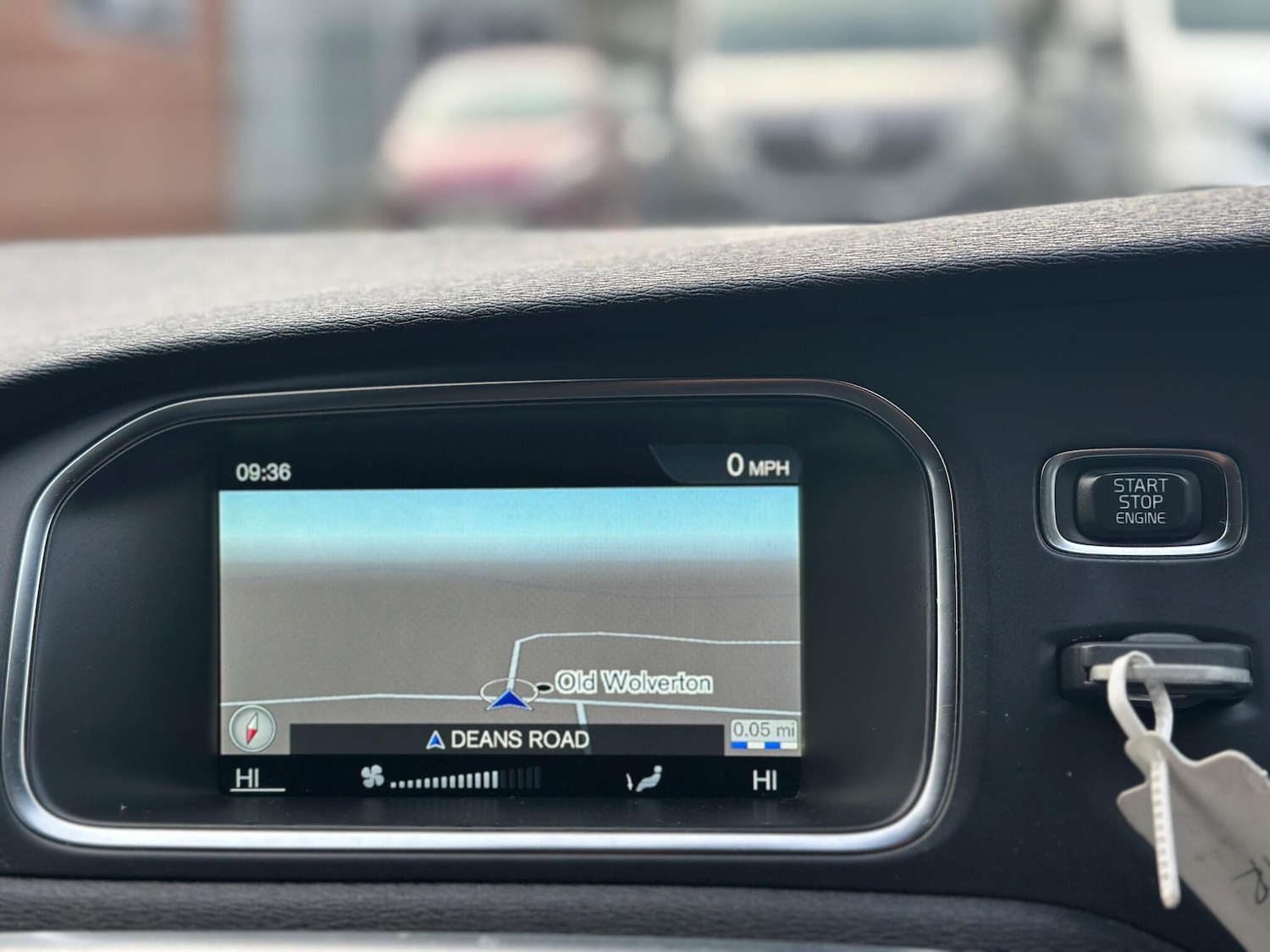 Used Volvo V40 2014 for sale - 77175645: Photo 18