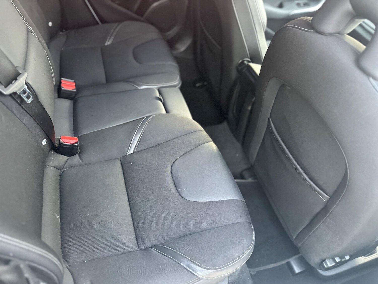 Used Volvo V40 2014 for sale - 77175645: Photo 30