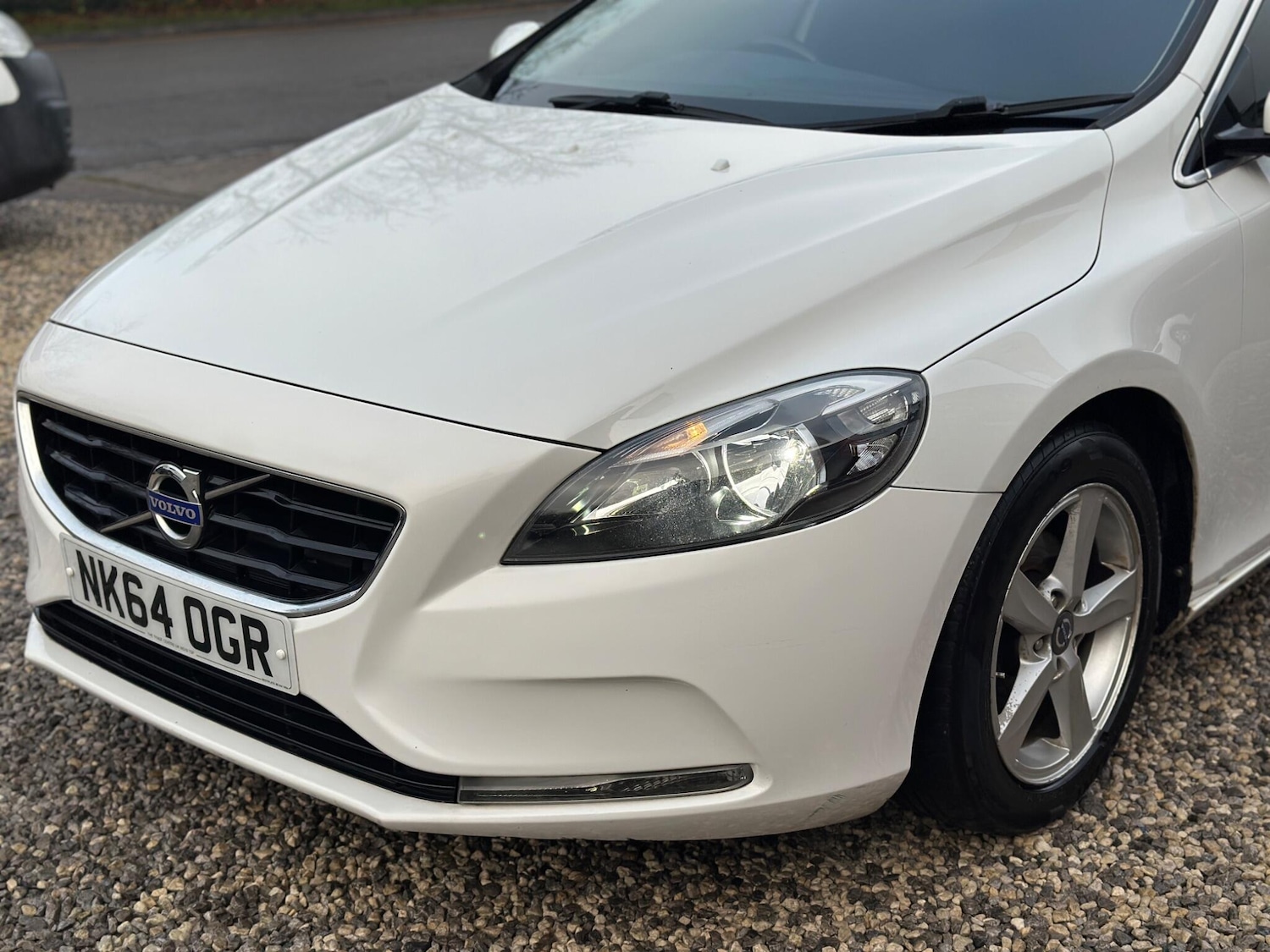 Used Volvo V40 2014 for sale - 77175645: Photo 39