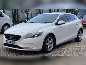 Used Volvo V40 2014 for sale - 77175645: Photo