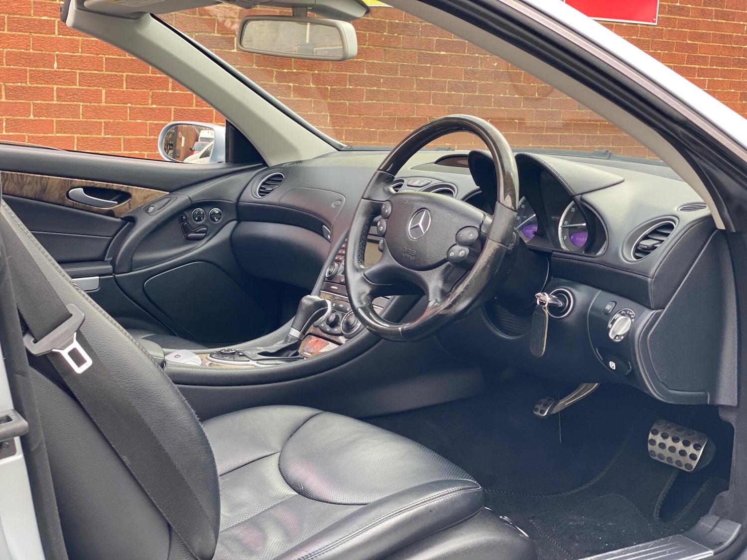 Used Mercedes-Benz SL 2006 for sale - 76433196: Photo 30