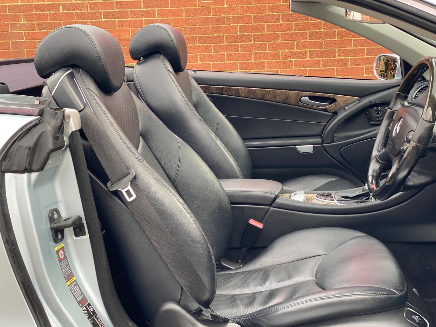 Used Mercedes-Benz SL 2006 for sale - 76433196: Photo 38