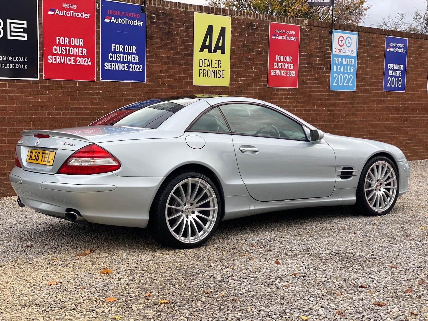Used Mercedes-Benz SL 2006 for sale - 76433196: Photo 4