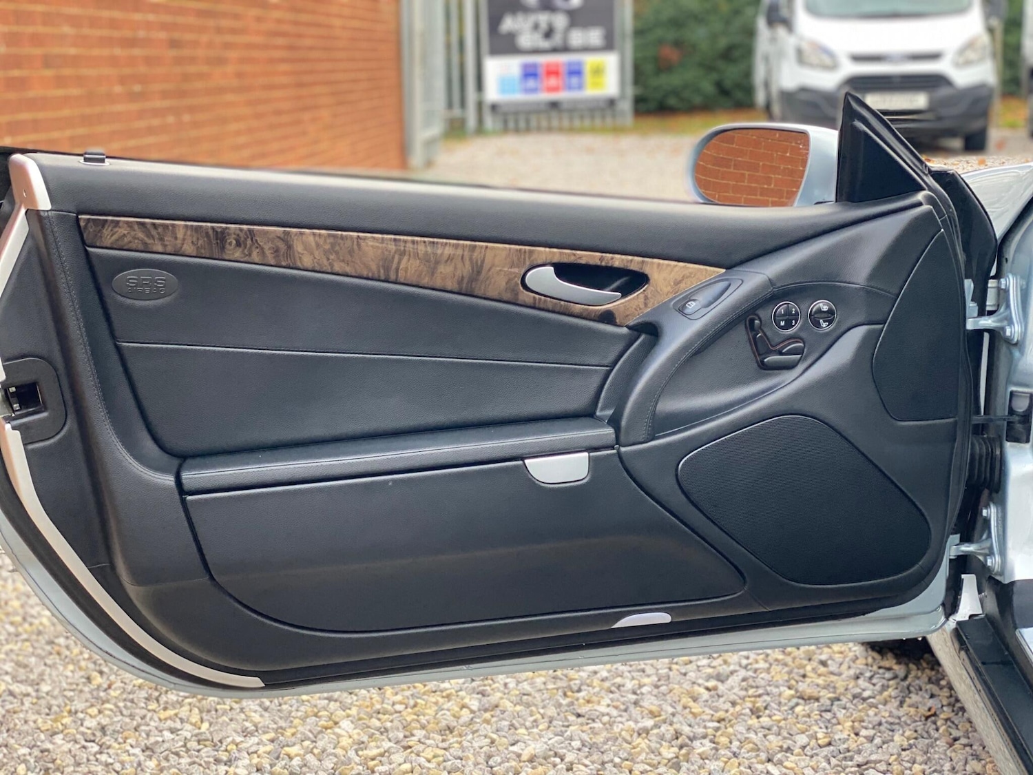 Used Mercedes-Benz SL 2006 for sale - 76433196: Photo 47