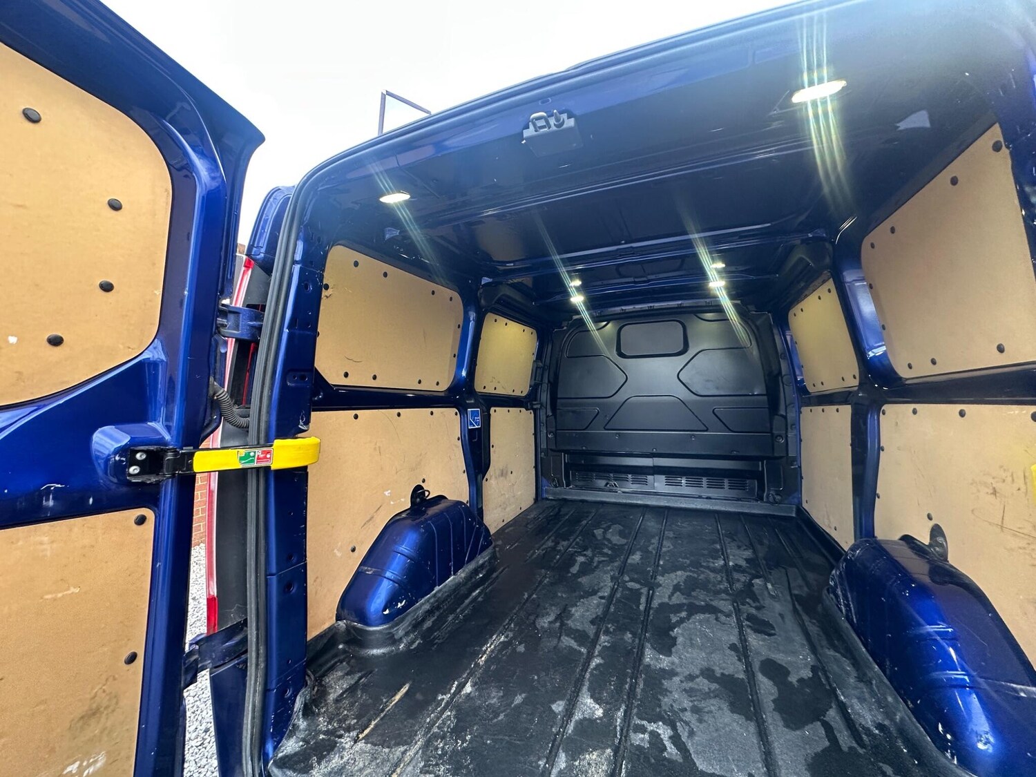 Used Ford Transit Custom 2016 for sale - 78100517: Photo 21