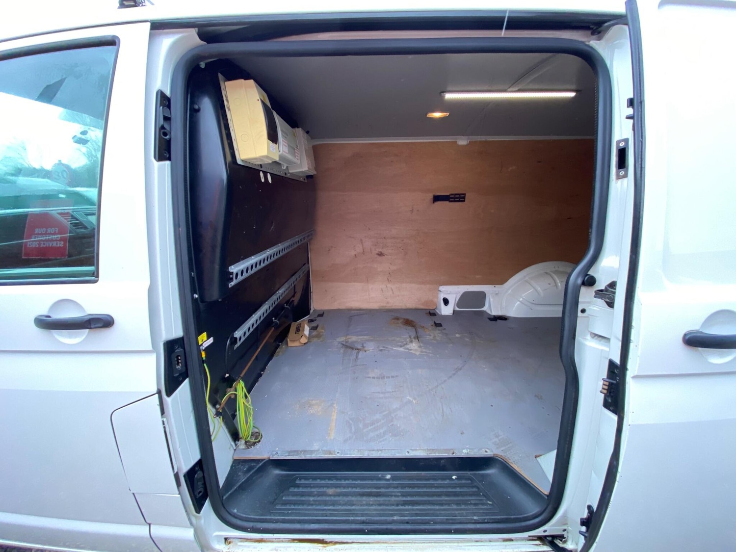 Used Volkswagen Transporter 2017 for sale - 77203175: Photo 39