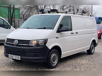 Used Volkswagen Transporter 2017 for sale - 77203175: Photo