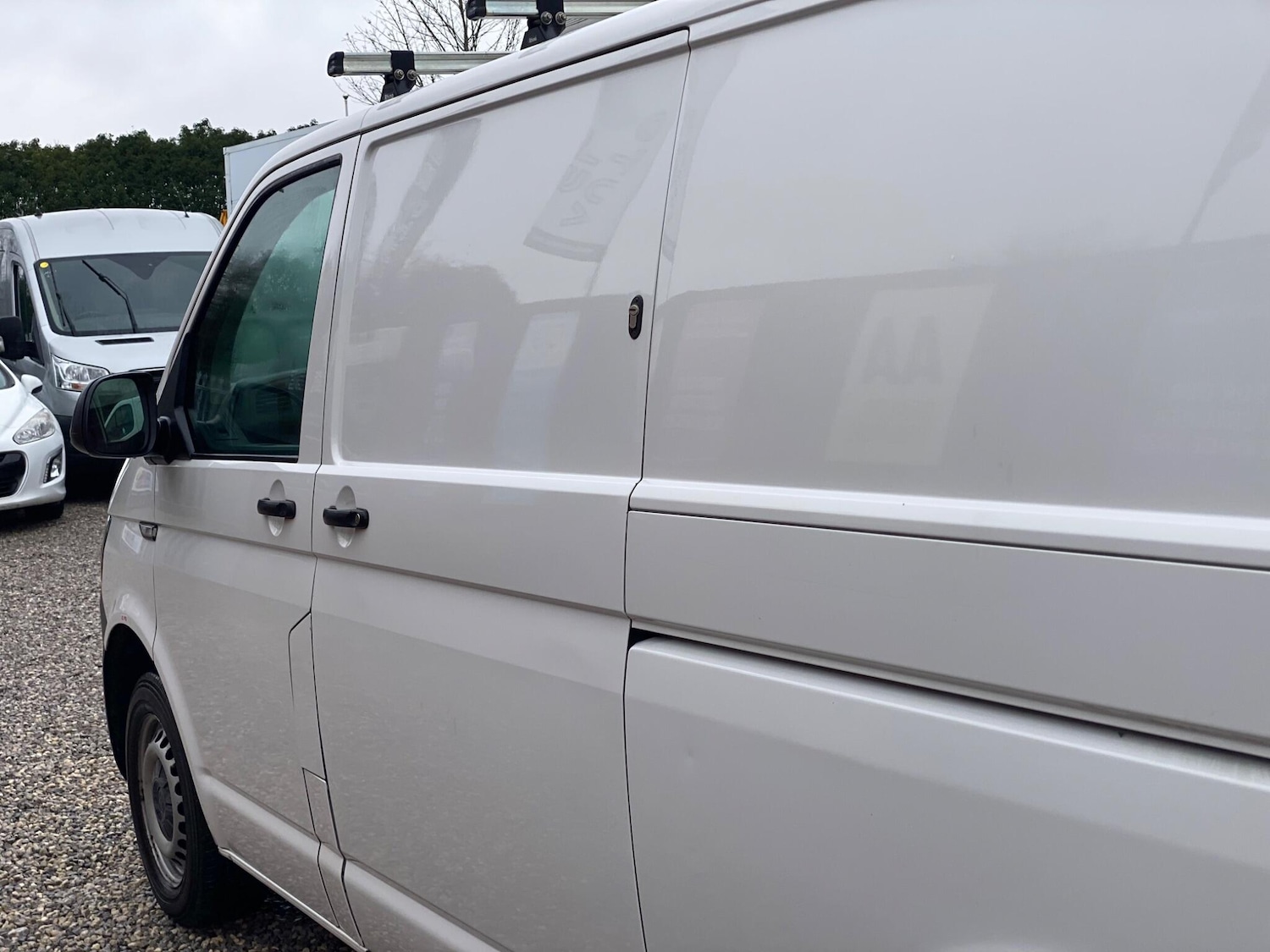 Used Volkswagen Transporter 2017 for sale - 77203175: Photo 48