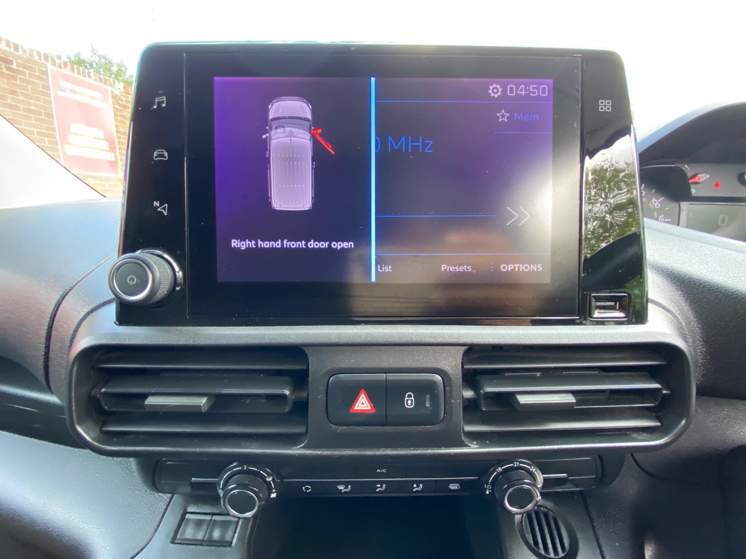 Used Peugeot Partner 2021 for sale - 76988913: Photo 24